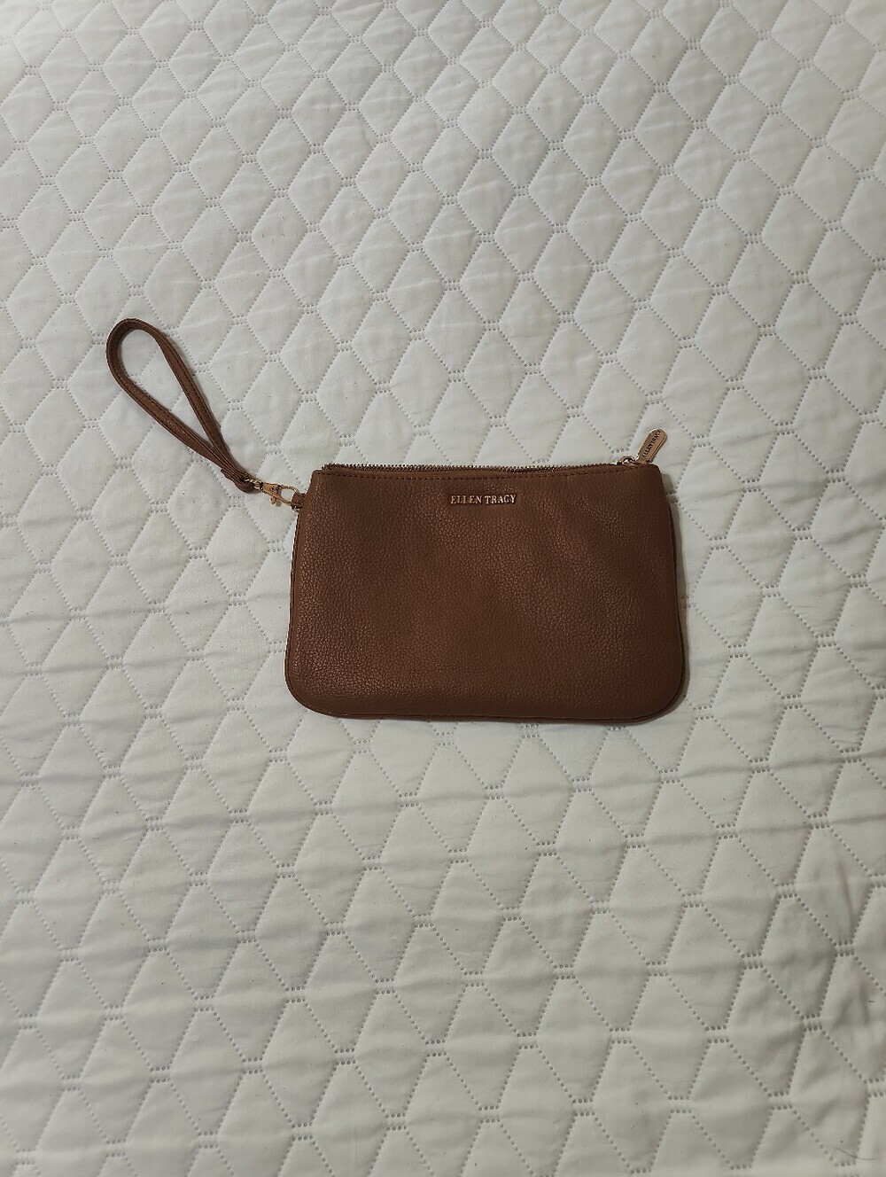 Ellen Tracy Pebble Grain Wristlet Clutch - Picture 3 of 7